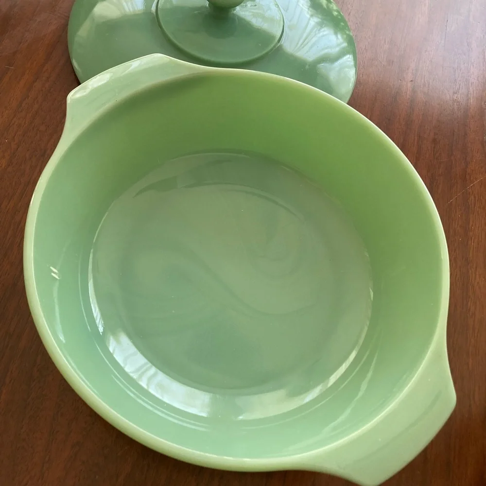 Fire King Jadeite Green Casserole Dish - Picture 5 of 7